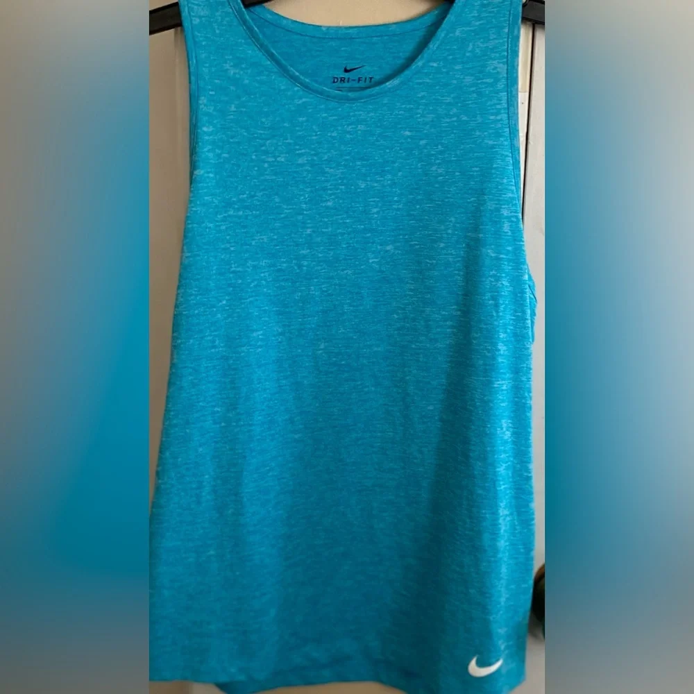 Nike Dri-fit ladies tank sz Small